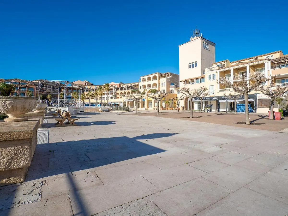 Studio Village Cap Esterel - Le Village-19 By Interhome Saint-Raphael